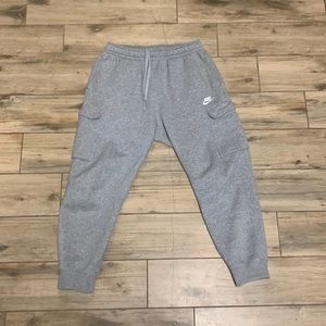 Nike Club Fleece Cargos Grey